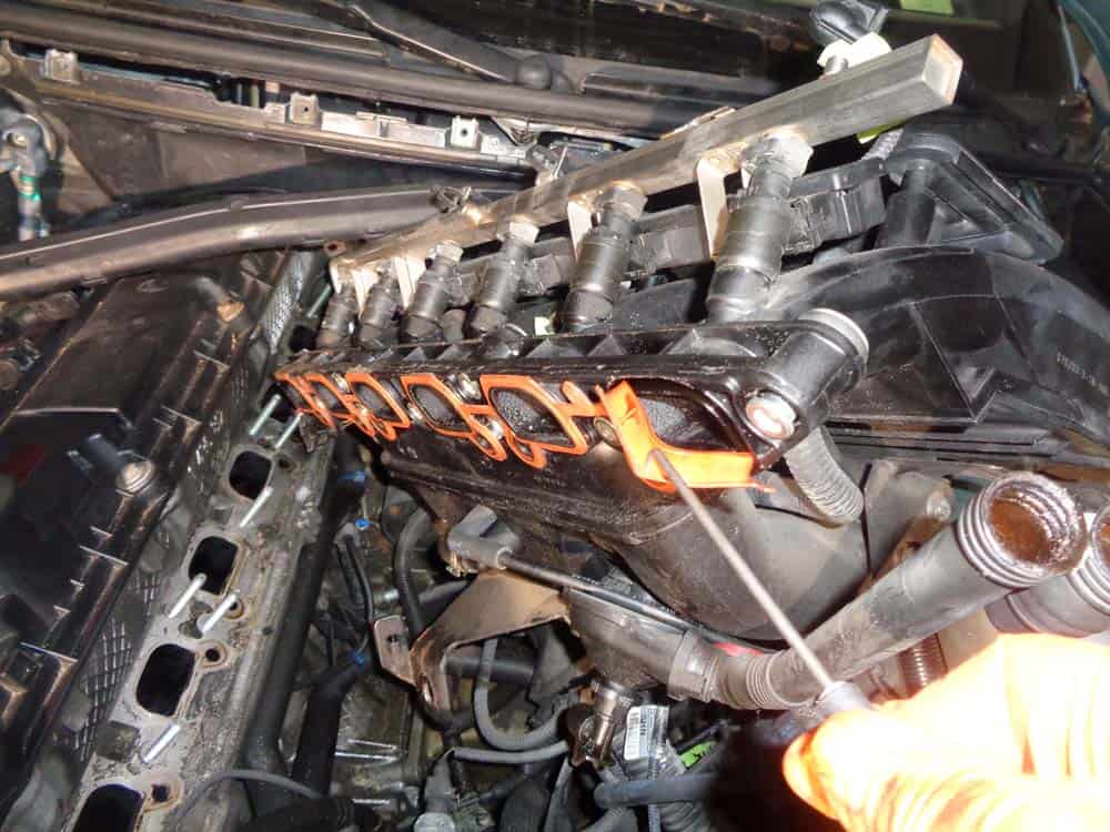 See B3016 in engine